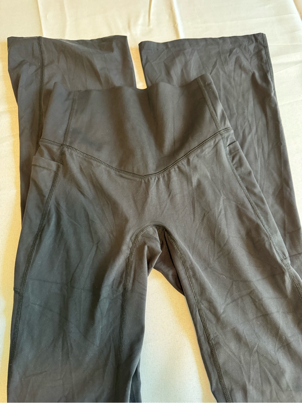 HALARA Black High-Rise Flare Leggings
